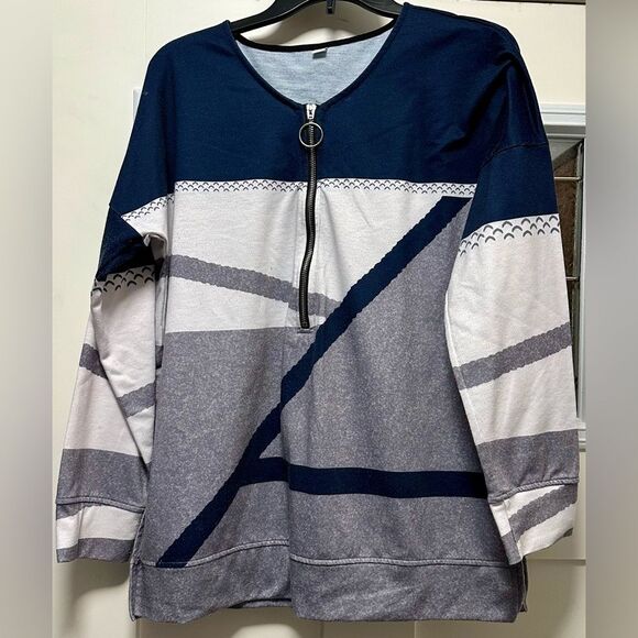 Woman’s Quarter-Zip Top. Blue White (217) - Picture 1 of 3